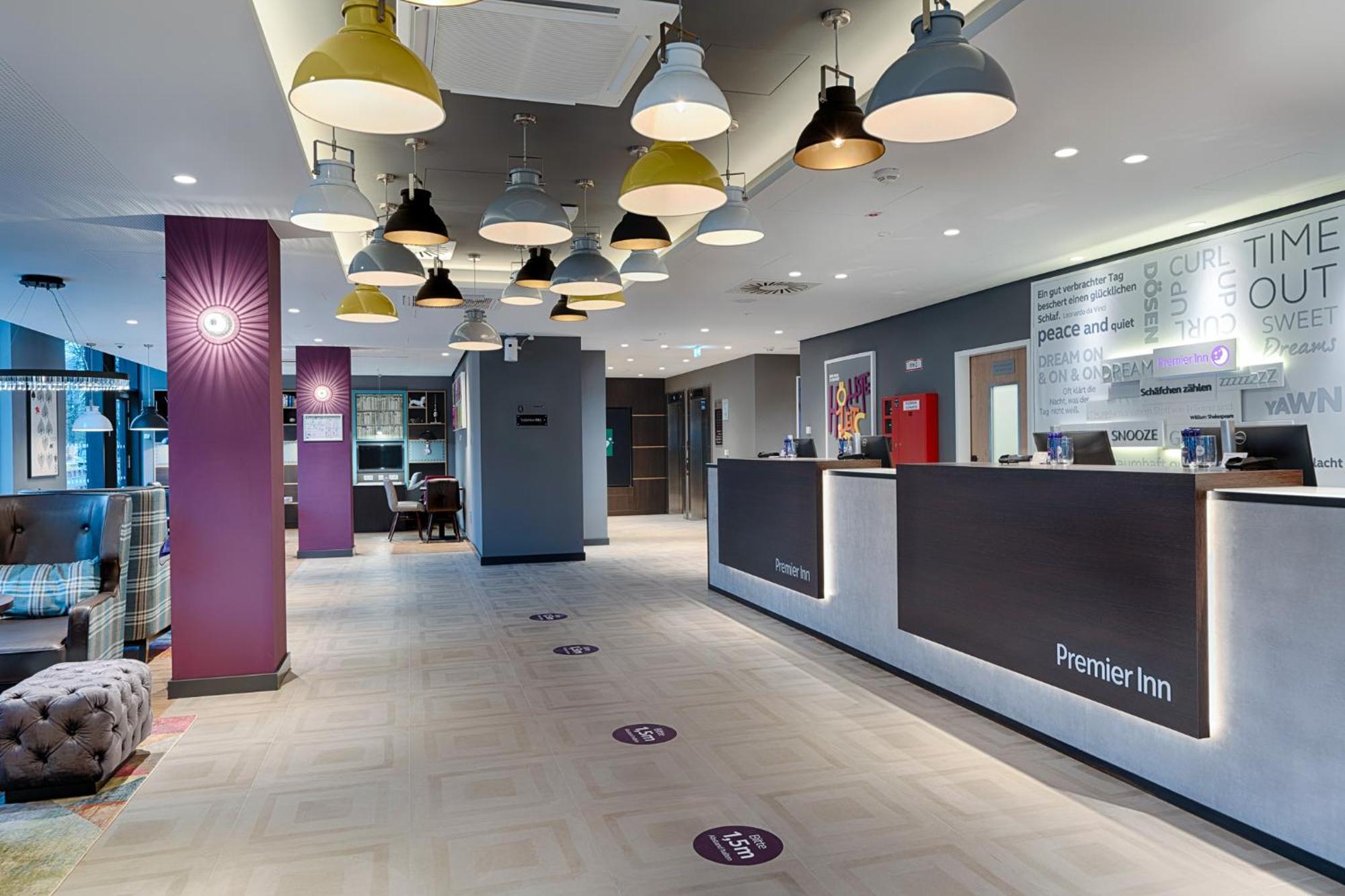 Premier Inn Berlin City Wilmersdorf מראה חיצוני תמונה